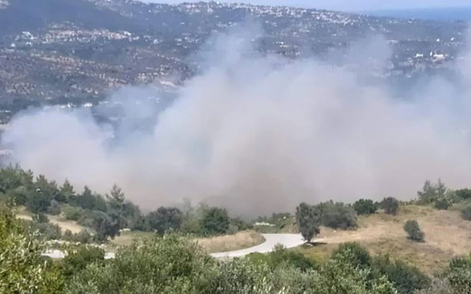 Φωτιά τώρα: Πυρκαγιά στην περιοχή Γαία Ευβοίας – Εκκενώνεται προληπτικά το χωριό Κρεμαστός-1