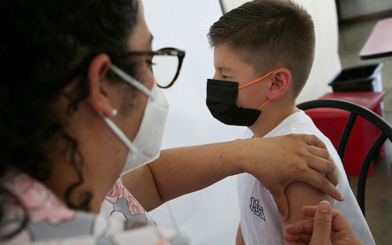 CDC: Εγκρίθηκαν τα εμβόλια των Pfizer και Moderna για τα μικρά παιδιά