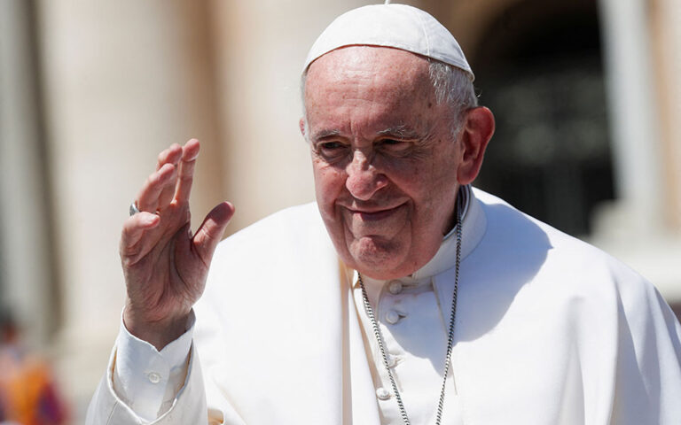 Ιταλικός Τύπος: Νέες φήμες για παραίτηση του πάπα Φραγκίσκου