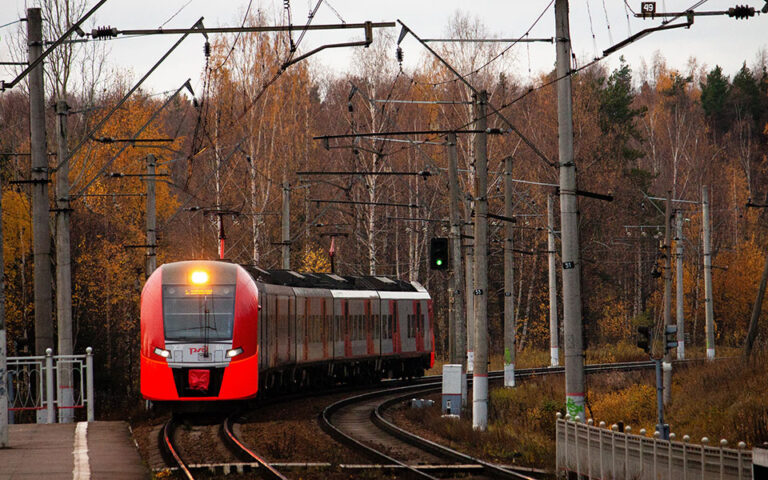 Σύγκρουση τρένων στη Σλοβακία – Δεκάδες τραυματίες