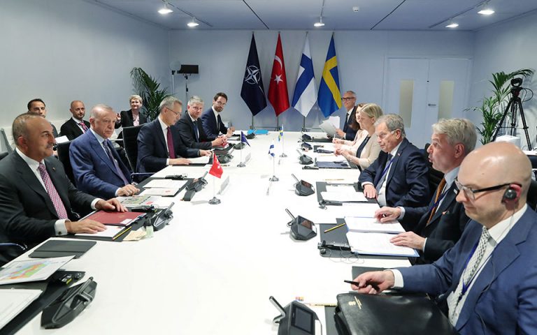 NATO: Σε εξέλιξη η συνάντηση Ερντογάν με τους ηγέτες Σουηδίας και Φινλανδίας
