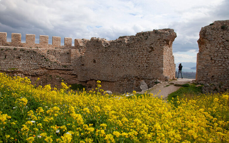 Τρία άγνωστα κάστρα της Πελοποννήσου