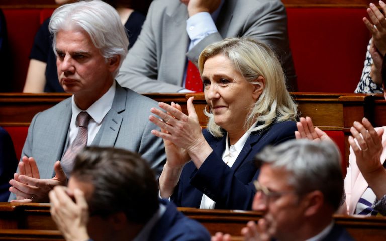 Γαλλία – εθνοσυνέλευση: Πρώτη ήττα για την κυβέρνηση Μακρόν σε ψηφοφορία