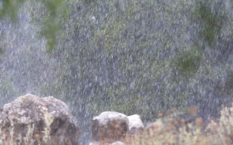 Συνεχίζεται η κακοκαιρία: Επεισόδιο βροχόπτωσης κατηγορίας 3 – Προβλήματα σε Θάσο, Θεσσαλονίκη