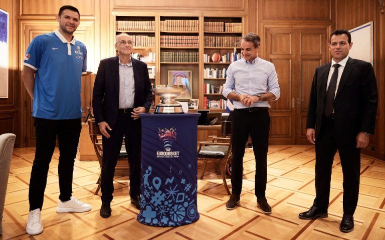 Ο Κυριάκος Μητσοτάκης συναντήθηκε με αντιπροσωπεία της Εθνικής μπάσκετ