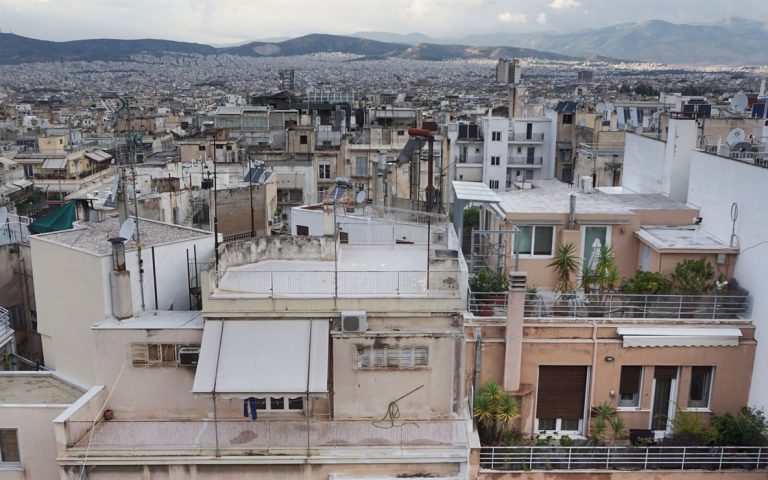 Το στοίχημα για τις παλιές πολυκατοικίες της Αθήνας