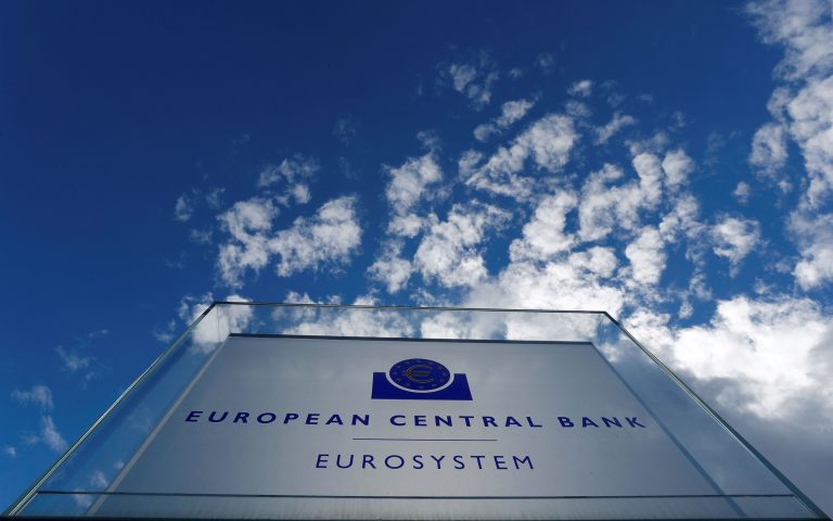 Με σύμμαχο την ΕΚΤ η ανάκτηση της επενδυτικής βαθμίδας