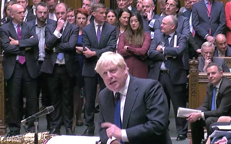 «Οχι, όχι, όχι»: ο Μπόρις Τζόνσον δεν παραιτείται – Τα σενάρια για τον Βρετανό πρωθυπουργό