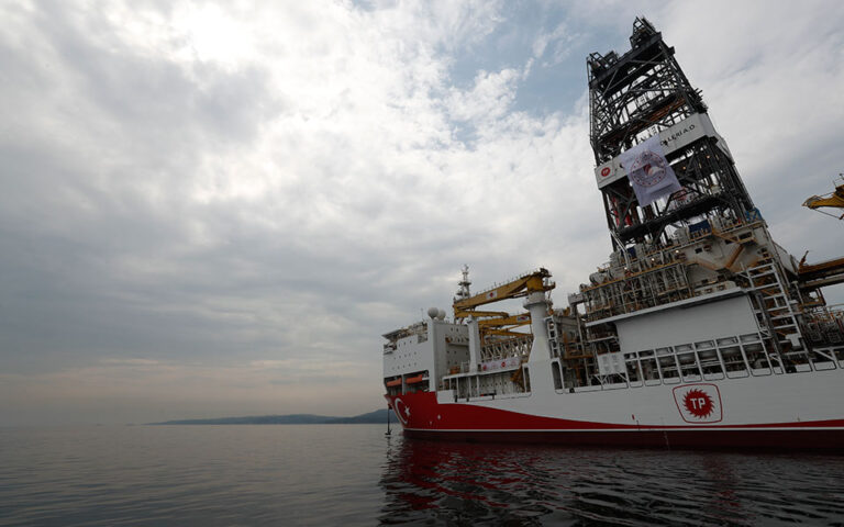«Αμπντούλ Xαμίτ Χαν»: Το τουρκικό ερευνητικό σκάφος βγήκε από το λιμάνι Τασούκου