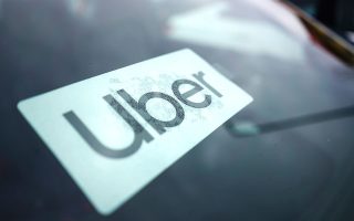 Uber: Τι απαντά το Ελιζέ για την εμπλοκή Μακρόν στο σκάνδαλο-1