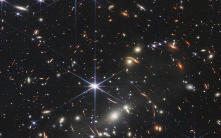 Τηλεσκόπιο James Webb: Η πρώτη εικόνα του πρώιμου Σύμπαντος