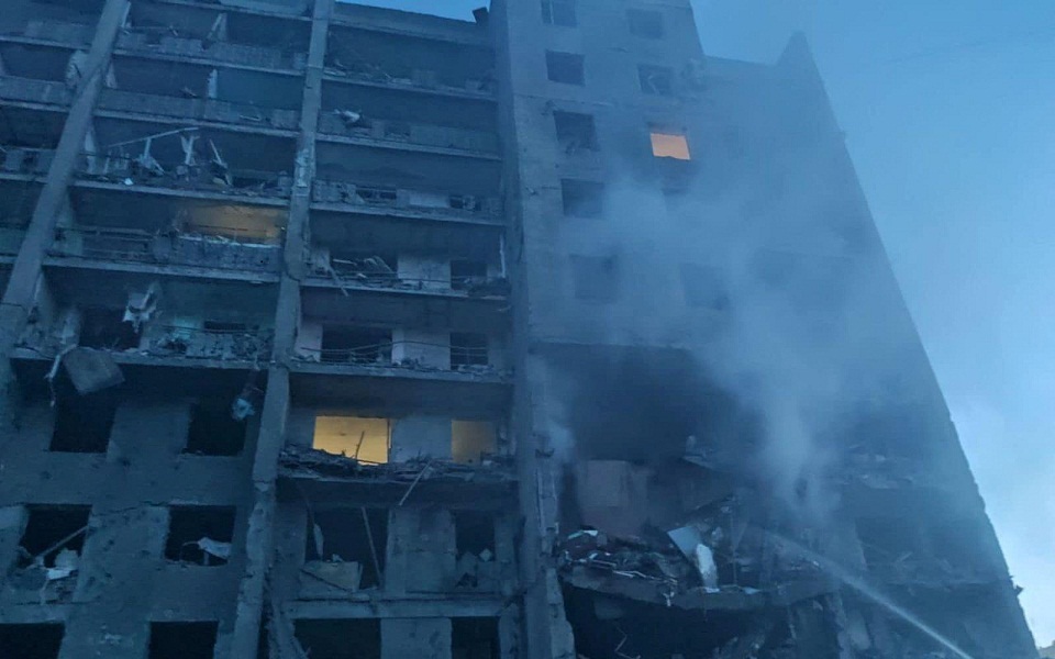 Ουκρανία: Τουλάχιστον 17 νεκροί από τα ρωσικά πλήγματα κοντά στην Οδησσό-2