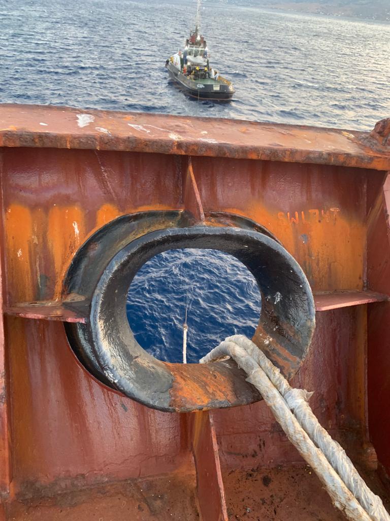 Στο λιμάνι του Πειραιά το ρωσικό δεξαμενόπλοιο «Lana» – Βίντεο από τη ρυμούλκηση-2