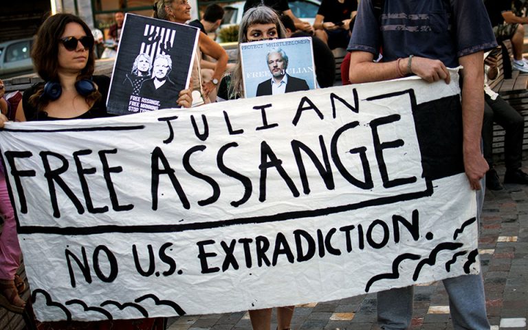 Τζούλιαν Ασάνζ: Yπέβαλε έφεση στην απόφαση έκδοσής του στις ΗΠΑ