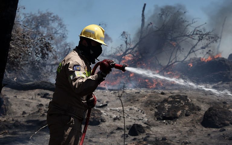 Φωτιά στο Ρέθυμνο: Μήνυμα από το 112 για εκκένωση δύο οικισμών