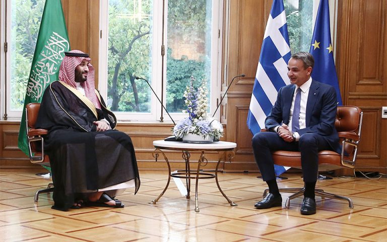 Πώς χτίστηκε η πολυεπίπεδη σχέση με Σαουδική Αραβία και Εμιράτα