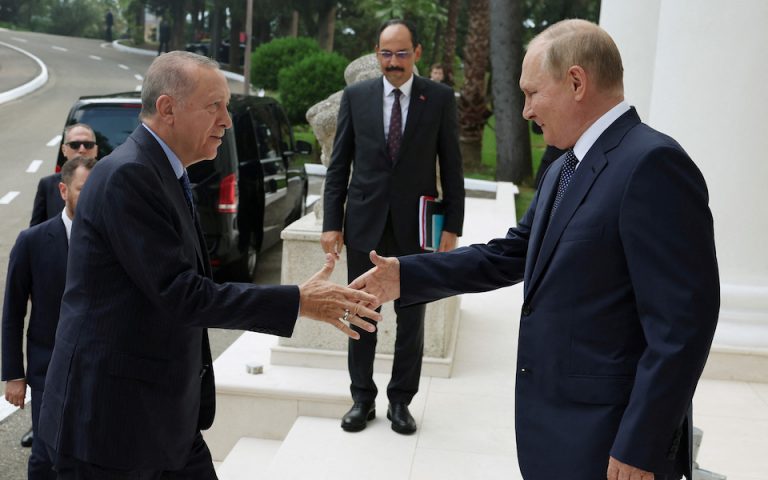 Πούτιν – Ερντογάν: Συνάντηση στο Σότσι με «βαριά» ατζέντα – Ξεκίνησαν οι συνομιλίες