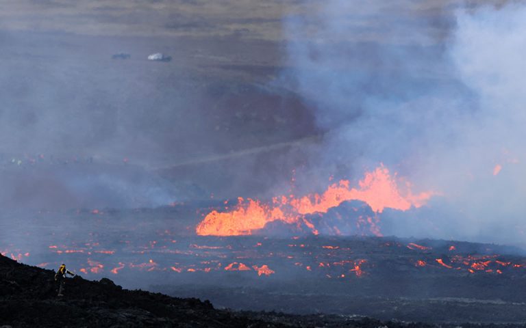 Ισλανδία: Έκρηξη ηφαιστείου κοντά στο Ρέικιαβικ (εικόνες)