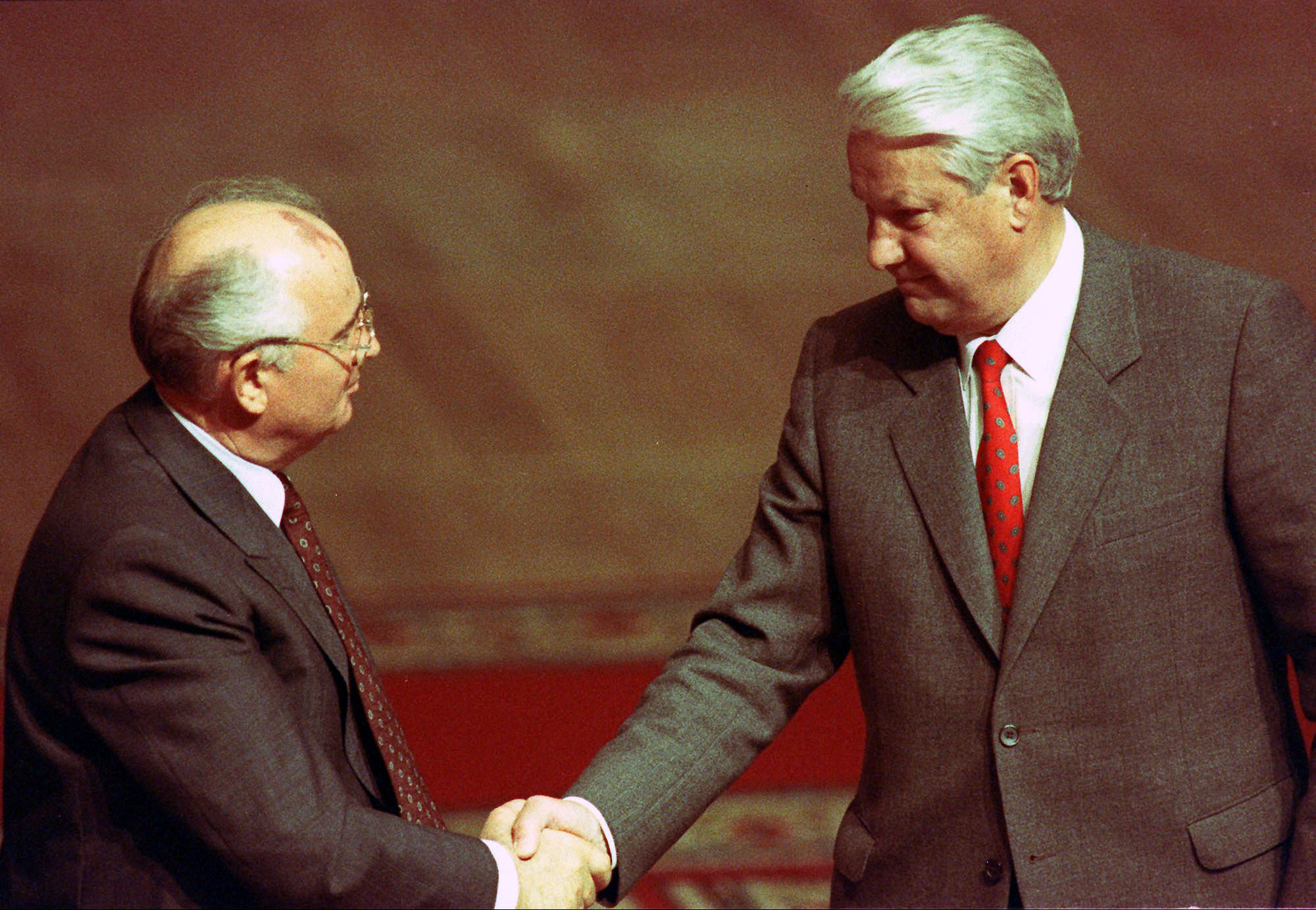Μιχαήλ Γκορμπατσόφ: Οι σημαντικότερες ημερομηνίες της θητείας του τελευταίου ηγέτη της ΕΣΣΔ-7