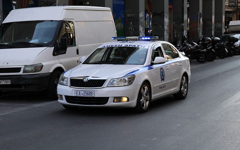 Θεσσαλονίκη: Μετέφεραν μετανάστες σε πορτ-μπαγκάζ αυτοκινήτων