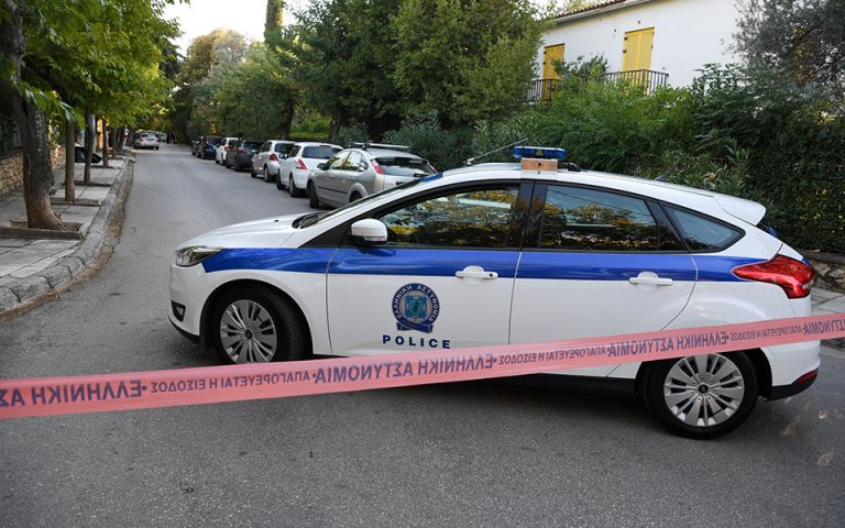 Ζάκυνθος: Αναζητείται άνδρας που μαχαίρωσε και σκότωσε τη σύζυγό του