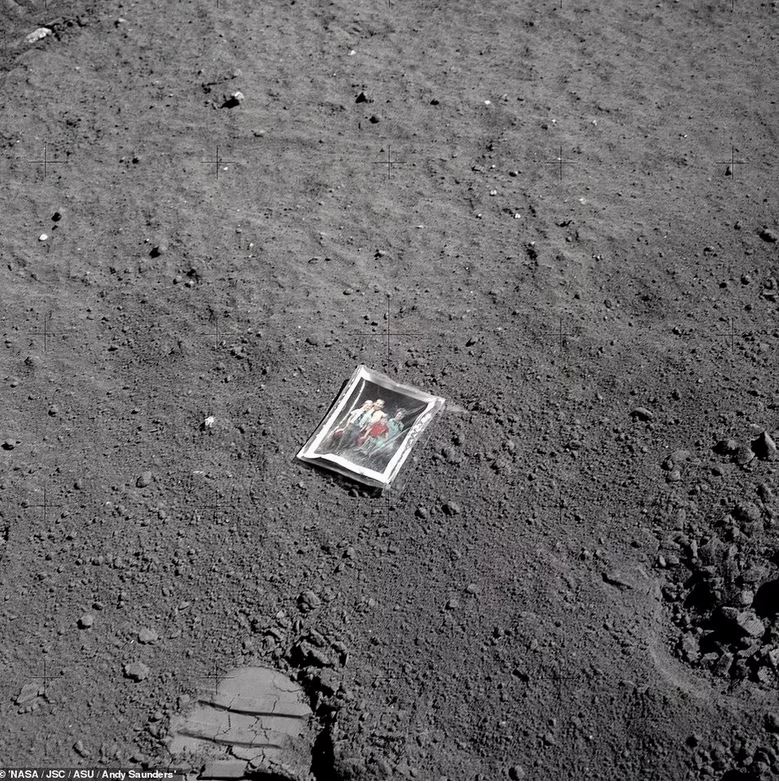Nasa: Αδημοσίευτες φωτογραφίες από τις αποστολές «Apollo» στη Σελήνη-5