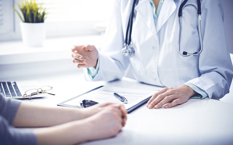 Προσωπικός γιατρός: Από το απόγευμα οι εγγραφές – 10 ερωταπαντήσεις από το υπουργείο Υγείας