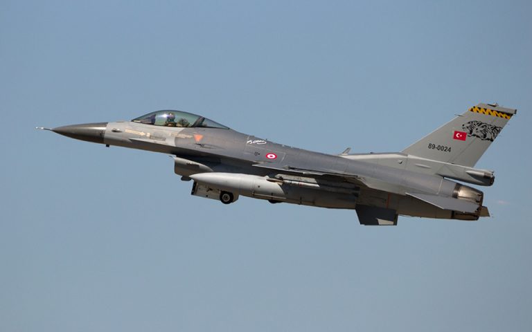 Kλιμακώνει η Τουρκία για τους S-300: Στέλνει στο ΝΑΤΟ την υποτιθέμενη «παρενόχληση» τουρκικού F-16