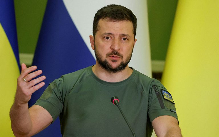 Ζελένσκι: Ο πόλεμος πρέπει να τελειώσει με την απελευθέρωση της Κριμαίας