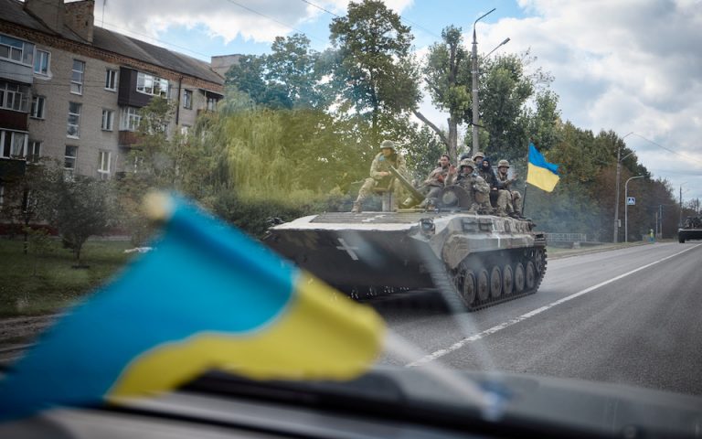Ουκρανία: Το Κίεβο υπόσχεται να «εξαλείψει» τη ρωσική απειλή μετά την ανακοίνωση περί διεξαγωγής δημοψηφισμάτων