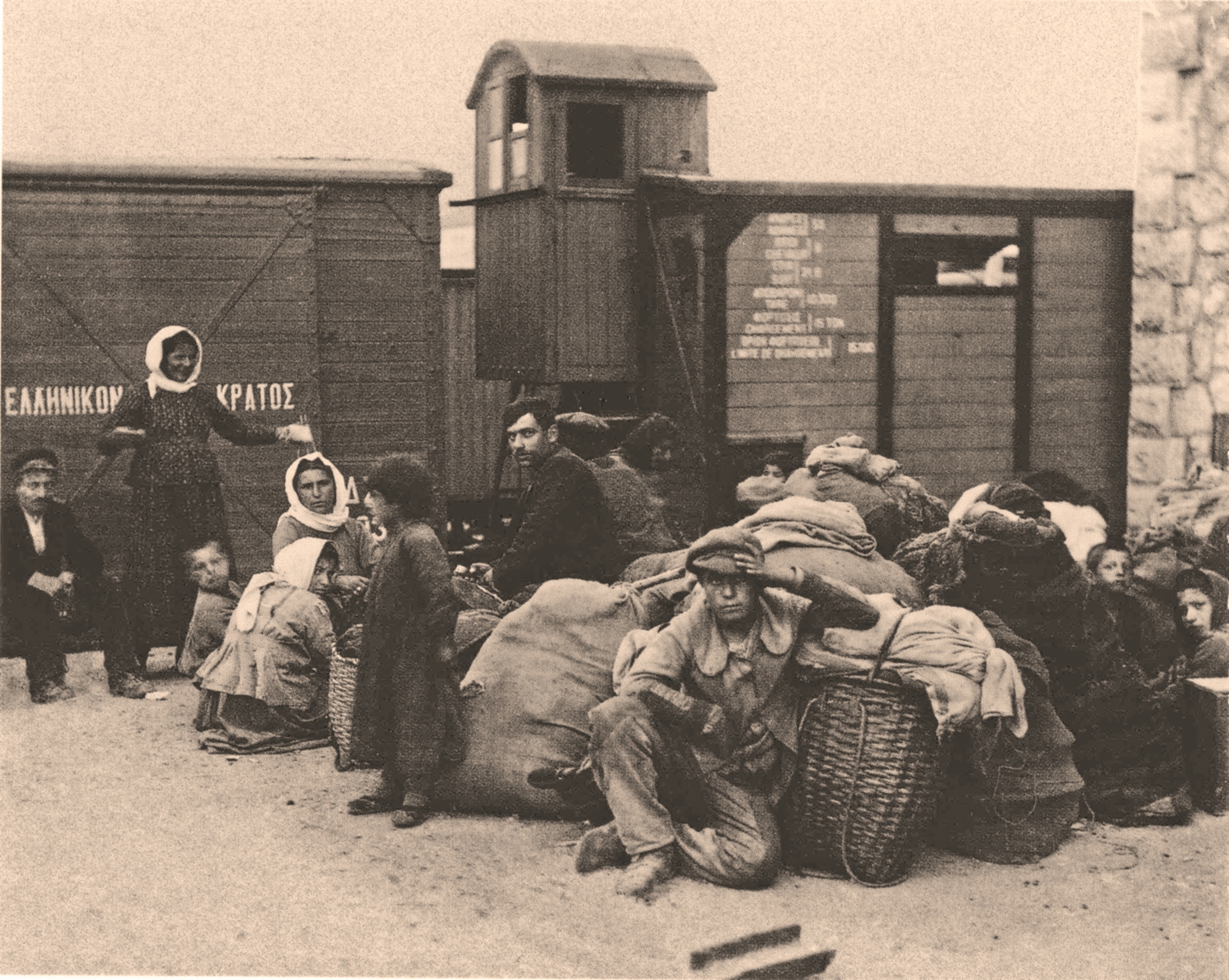 «1922»: Οι πρόσφυγες άλλαξαν Αθήνα και Θεσσαλονίκη-5