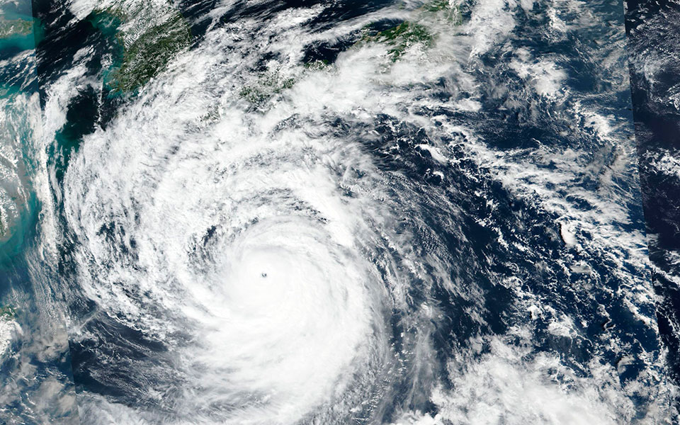 Ο τυφώνας Νανμαντόλ πλήττει την Ιαπωνία – Χιλιάδες σπίτια χωρίς ρεύμα, ακυρώθηκαν πτήσεις-1