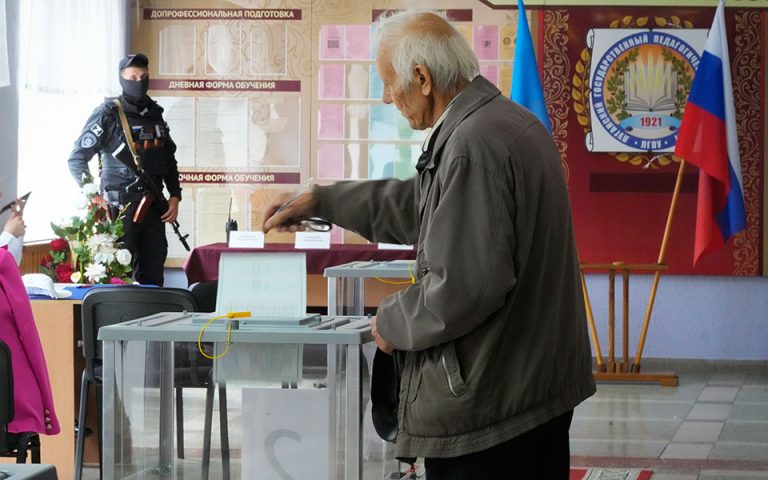 Ουκρανία: Μετά τα δημοψηφίσματα, τι; – Οι επόμενες κινήσεις της Ρωσίας και η στάση της Δύσης