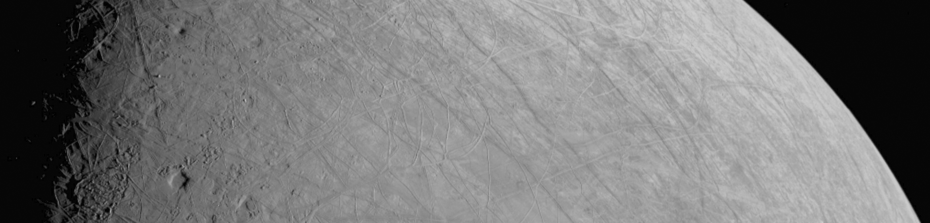 NASA: Breathtaking new images from Europa-1