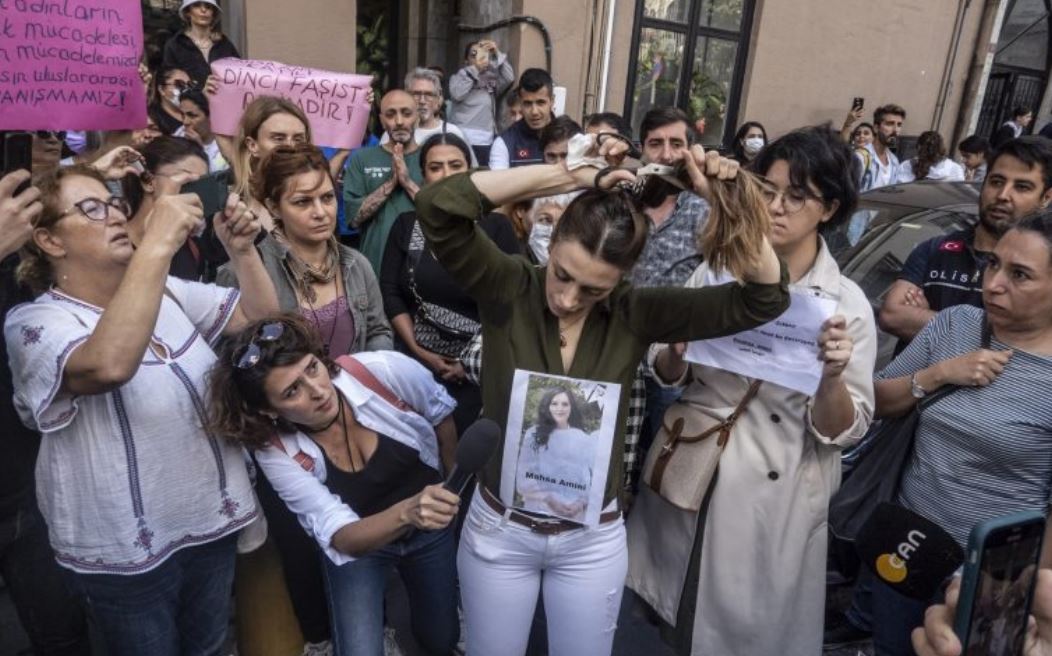 Ιράν: 31 οι νεκροί από την έναρξη των διαδηλώσεων μετά τον θάνατο της Μαχσά Αμινί-3
