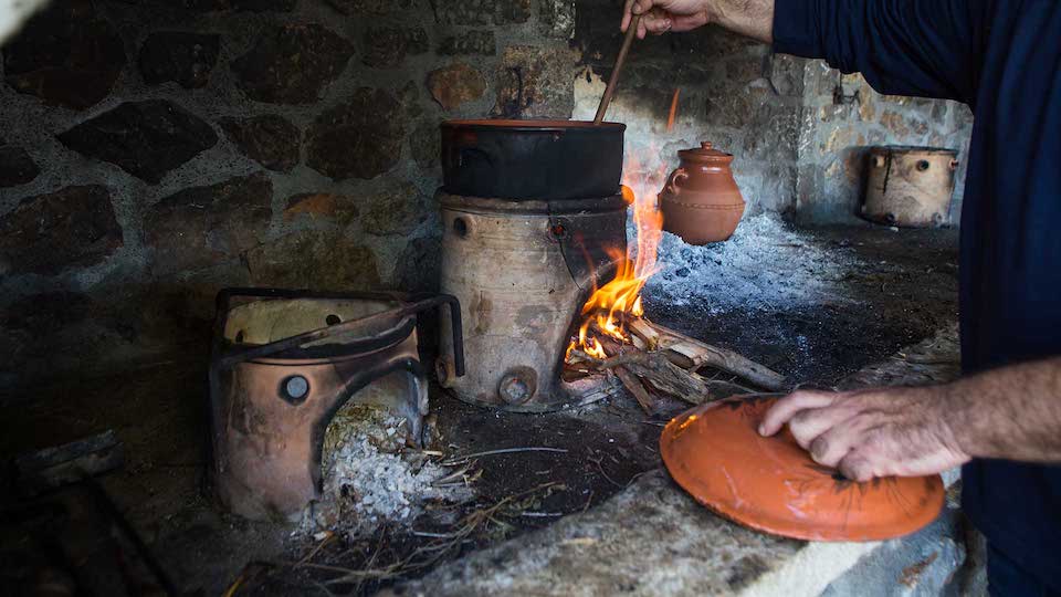 Πεσκέσι: Το εστιατόριο που μαγειρεύει τα ξεχασμένα φαγητά της Κρήτης
