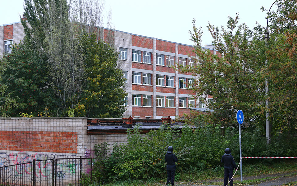 Ρωσία: Κατονομάστηκε ο δράστης της πολύνεκρης επίθεσης σε σχολείο-2