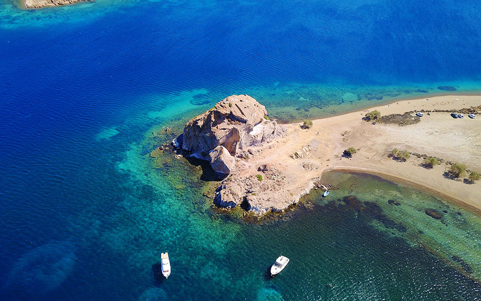 Times: Τα 10 καλύτερα ελληνικά νησιά για ήρεμες διακοπές-3