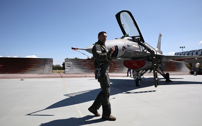 Εντάχθηκαν στην Πολεμική Αεροπορία τα πρώτα F-16 Viper (εικόνες)