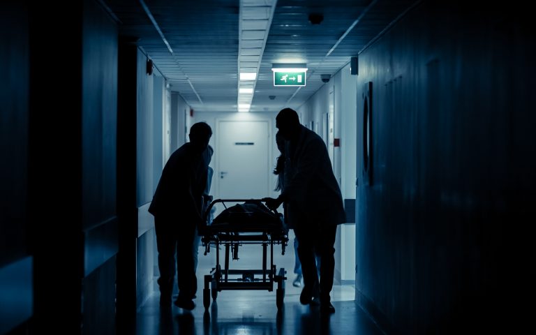 Έρευνα της «Κ» στα μεγάλα νοσοκομεία: Αναμονή μηνών για μια επέμβαση
