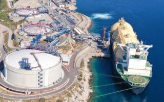 Φυσικό αέριο: Στόλος από 60 πλοία LNG στις ακτές της Ευρώπης-1