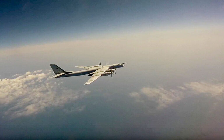 Αλάσκα: Η αμερικανική πολεμική αεροπορία αναχαίτισε ρωσικά βομβαρδιστικά