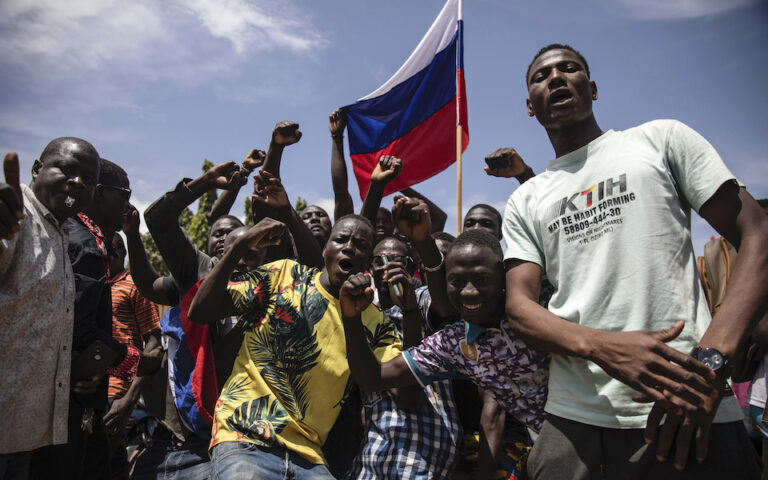 Ρωσία vs Γαλλίας: «Μάχη» για την επιρροή στη δυτική Αφρική | Η ΚΑΘΗΜΕΡΙΝΗ