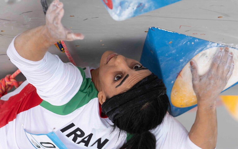 Ελνάζ Ρεκαμπί: Διεθνής ανησυχία για Ιρανή αθλήτρια