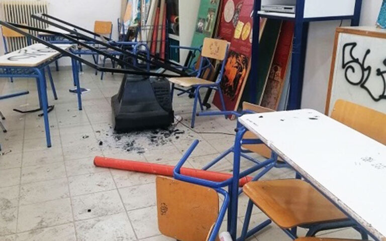Θεσσαλονίκη: Στους δράστες ο λογαριασμός για τις ζημιές στη σχολή Ευκλείδης