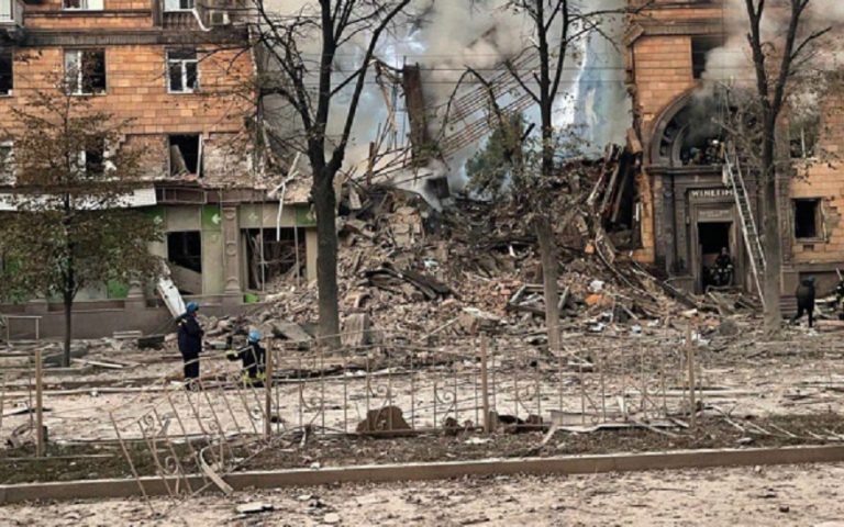 Ουκρανία: Καταιγισμός ρωσικών πυραύλων στη Ζαπορίζια, σύμφωνα με τον Ουκρανό κυβερνήτη