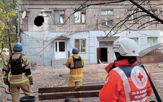 Ουκρανία: Ρωσικό σφυροκόπημα σε ενεργειακές υποδομές – Εγκαταλείπουν τη Χερσώνα οι άμαχοι-1