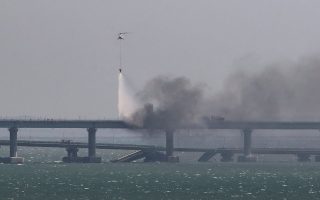 Γέφυρα του Κερτς: Τρεις οι νεκροί από την έκρηξη-1