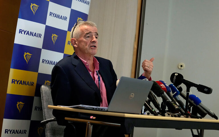 Επικεφαλής Ryanair για Σούνακ: «Χαίρομαι που ανέλαβαν και πάλι ενήλικες»