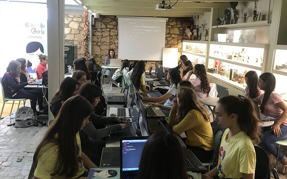 Από την Ξάνθη μέχρι την Καλαμάτα, η Google ψάχνει προγραμματίστριες… στα ελληνικά σχολεία-4